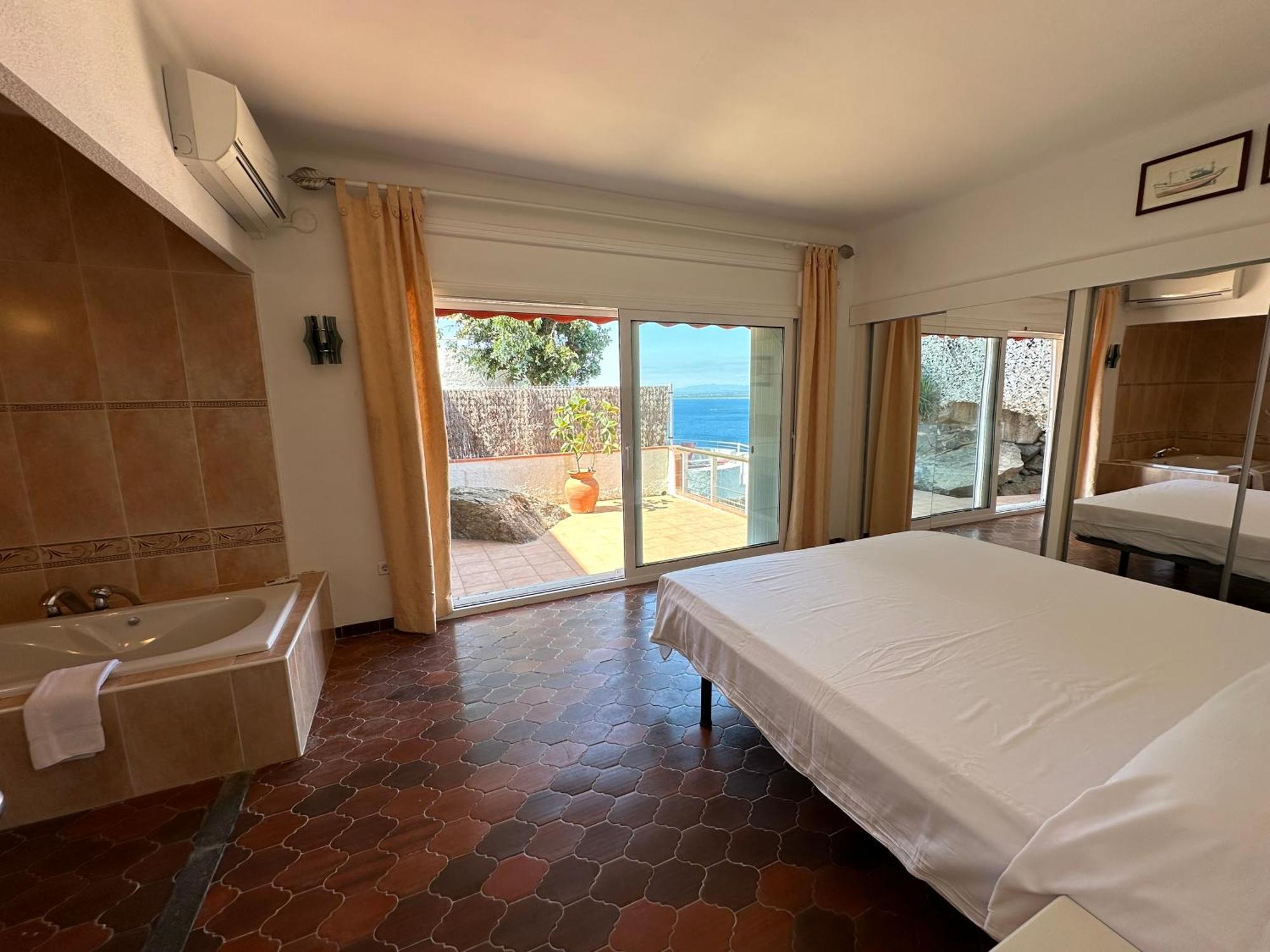Agi Villa Poncella Roses Exterior foto